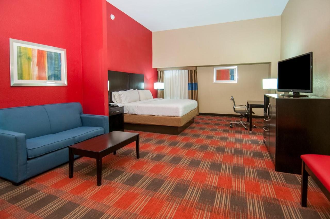 Holiday Inn Express & Suites Jackson Downtown - Coliseum By Ihg Exterior photo